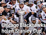 Chicago mit der Stanley-Cup Trophäe