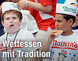 Bilder vom Nathans Hotdog Eating Contest, New York
