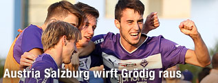 Spieler von Austria Salzburg jubeln