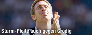 Fassungloser Sturm-Spieler Robert Beric