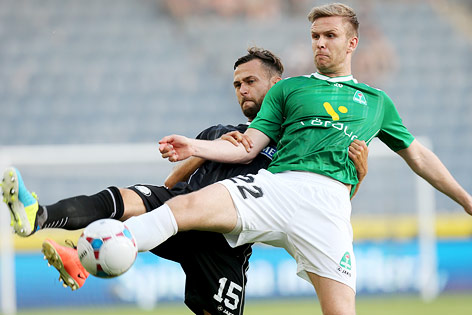 Michael Madl (Sturm) und Ellert Hreinsson (Breidablik)