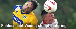 Kevin Kirsch (Vienna) und Nils Quaschner (Liefering)