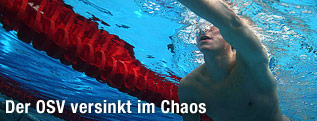 Unbekannter Schwimmer