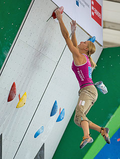 Katharina Saurwein bei der Boulder-EM in Eindhoven