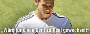 Gareth Bale mit Ball