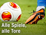 Spielerbein und EL-Fußball