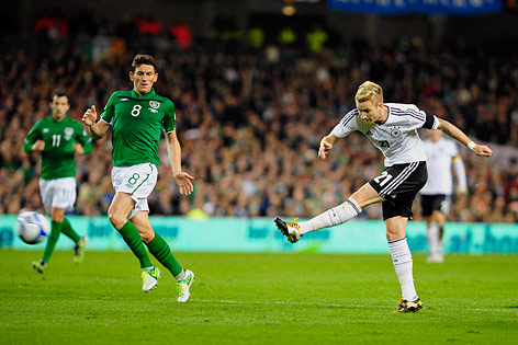 Marco Reus schießt ein Tor gegen Irland