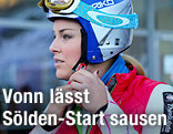 Lindsey Vonn schlie&szlig;t ihren Helm