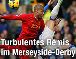 Glen Johnson (Liverpool) gegen Ross Barkley (Everton)