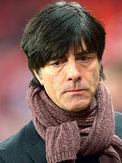 © APA/EPA/Andreas Gebert DFB-Trainer Joachim Löw