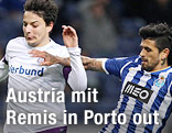 Philipp Hosiner (A.Wien) und Lucho Gonzalez (Porto)