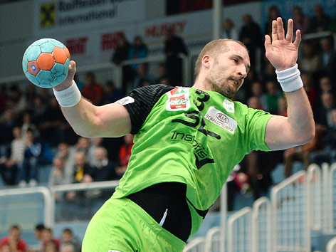 Handballer Patrick Fölser im West-Wien-Trikot