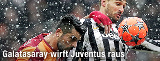 Fernando Loorente (Juventus) und Gokhan Zan (Galatasaray)