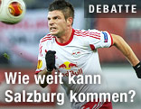 Valon Berisha (Salzburg) am Ball