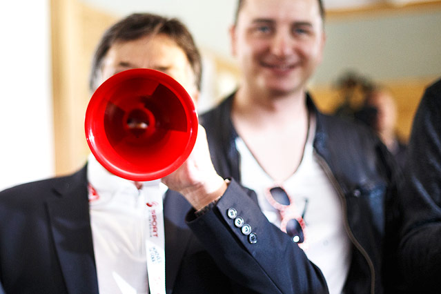 © ORF.at/Dominique Hammer Peter Schröcksnadel mit einer Tröte