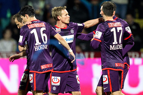 © GEPA/Christian Ort Jubel der Austrianer Philipp Hosiner, Tomas Jun, Thomas Salamon, Alexander Gorgon und Florian Mader