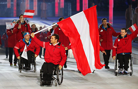 Österreichische Athleten bei der Eröffnung der Paralympics in Sotschi