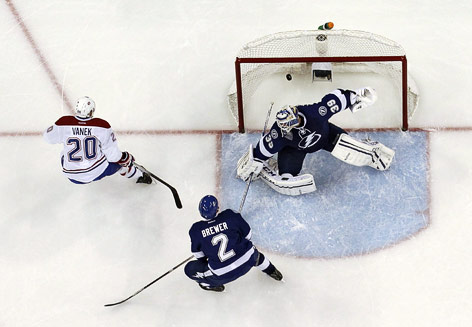 Thomas Vanek (Montreal Canadiens) erzielt ein Tor gegen Tampa Bay Lightning