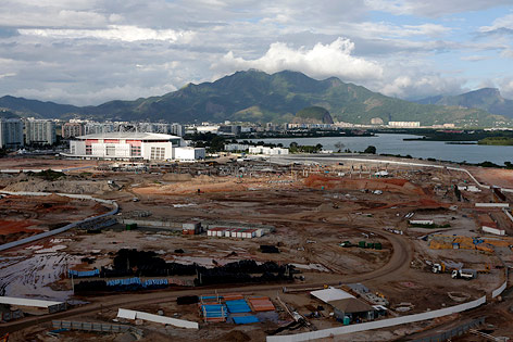 © Reuters/Ricardo Moraes Baustelle des Olympic Park in Rio de Janeiro am 28. März 2014