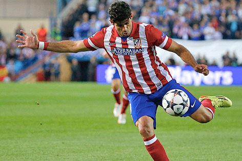 © Reuters/Paul Hanna Diego Costa (Atletico Madrid) holt zum Schuss aus