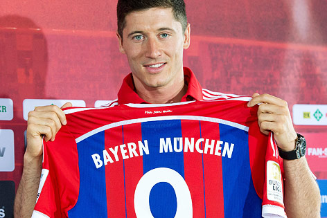 © APA/dpa/Sven Hoppe Robert Lewandowski mit Bayern-Dress mit der Nummer 9