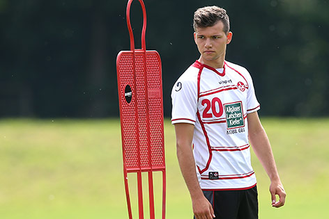 © GEPA/Christian Walgram Kevin Stöger (Kaiserslautern)