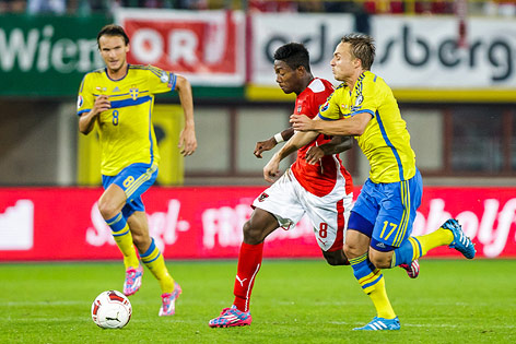 Marko Arnautovic (AUT) und Kim Kaellstroem (SWE)