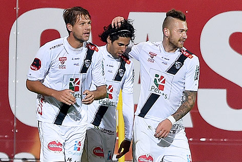 © GEPA/Florian Ertl Jacobo Maria Ynclan Pajares (WAC) jubelt mit seinen Teamkollegen