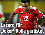 Valentino Lazaro (&Ouml;FB) am Ball