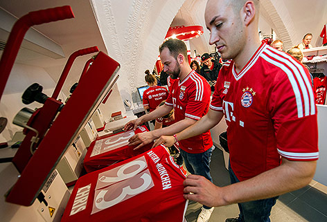 © APA/dpa/Marc Mÿller Bayern Shop