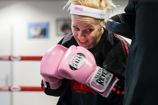 © ORF.at/Zita Köver Boxerin Eva Voraberger beim Training