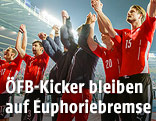 &Ouml;FB-Spieler verabschieden Fans