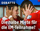 Jubel von Zlatko Junuzovic und Rubin Okotie