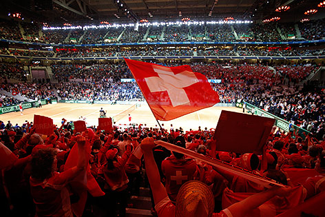 Schweizer Fans im Stadion von Villeneuve