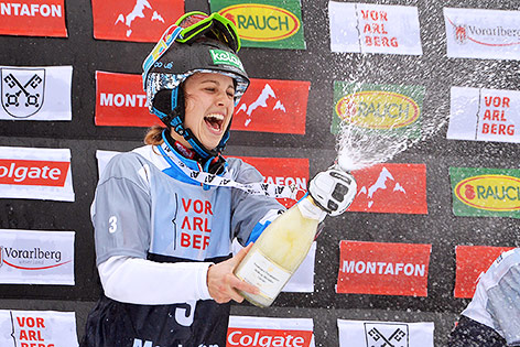 © APA/AP/Kerstin Joensson Jubel von ÖSV-Snowboarderin Sabine Schöffmann