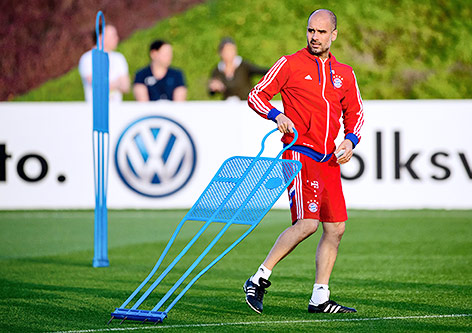© APA/EPA/dpa/Sven Hoppe Bayern-Coach Pep Guardiola während einer Trainingseinheit