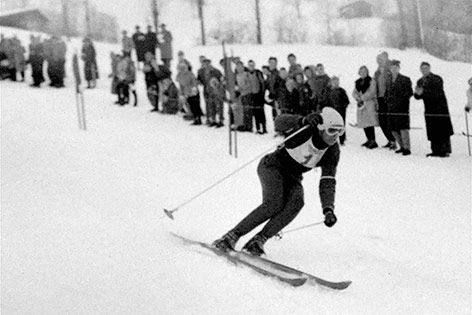 Archivbild von Österreichs Skilegende Toni Sailer während dem Slalom von Kitzbühel am 17. Jänner 1958