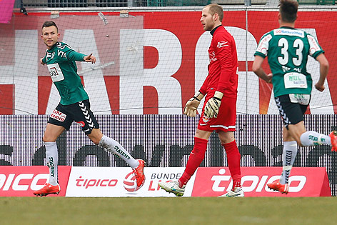 Jubel von Denis Thomalla  (Ried)