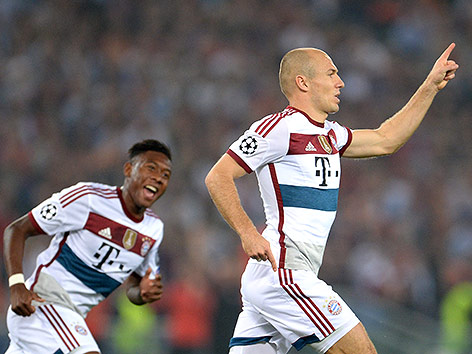 © APA/EPA/Andreas Gebert Arjen Robben und David Alaba (Bayern) jubeln