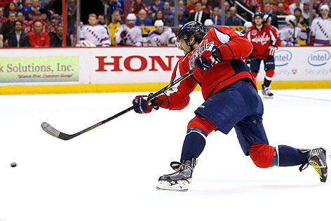 Torschuss von Alex Owetschkin (Washington Capitals)