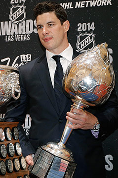 © AP/John Locher Sidney Crosby mit Hart Trophy