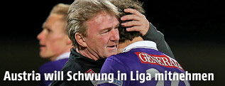 Trainer Ogris jubelt mit Koch (Austria Wien)