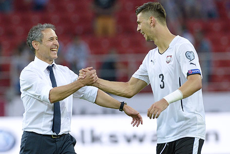 © APA/Robert Jäger Jubel von ÖFB-Teamchef Marcel Koller und Aleksandar Dragovic