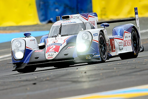 © GEPA/Christian Walgram Toyota TS 040 Hybrid von Alexander Wurz, Stephane Sarrazin und Mike Conway in Le Mans