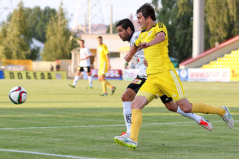 © GEPA/Philipp Brem Jacobo Maria Ynclan Pajares (WAC) und Aleksey Yanushkevich (Soligorsk)