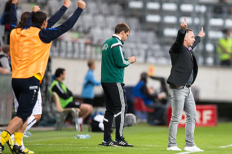 © APA/EXPA/Johann Groder Jubel bei Trainer Damir Canadi (Altach)