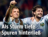 Jubel von Mehrdad Minavand, Markus Schopp und Hannes Reinmayr (Sturm) im Jahr 2000