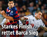 Luis Suarez (Barcelona) und Kyriakos Papadopoulos (Leverkusen)