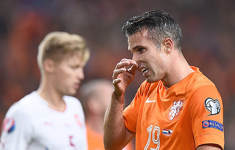 © APA/AFP/Emmanuel Dunand Robin van Persie (Niederlande) trauert