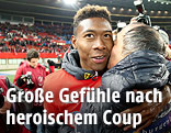 David Alaba umarmt Marcel Koller